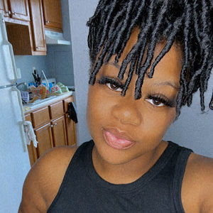 Meet your Posher, Jamila